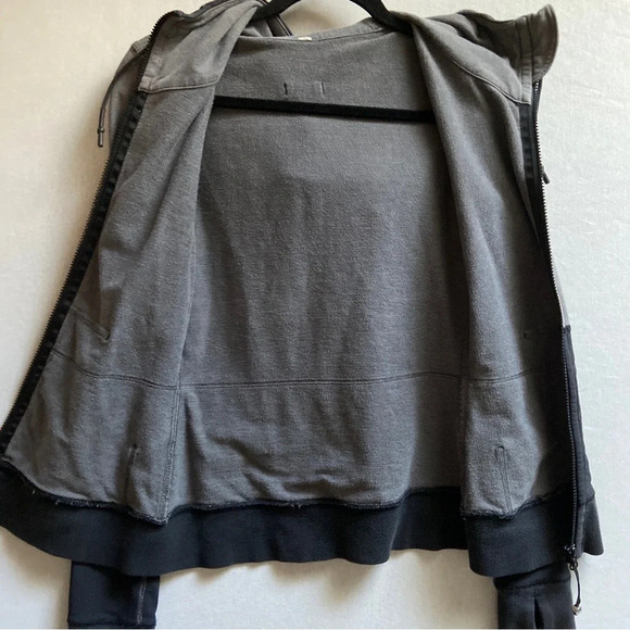 Lululemon Athletica Voyage full zip Hoodie Sz S 16” PTP - Picture 3 of 10